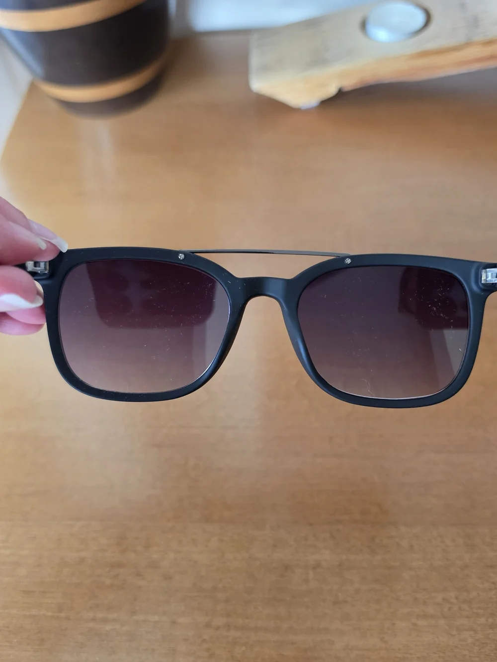 NEW Without Tags - Kenneth Cole Reaction Black Sunglasses - Stylish Matte Frame